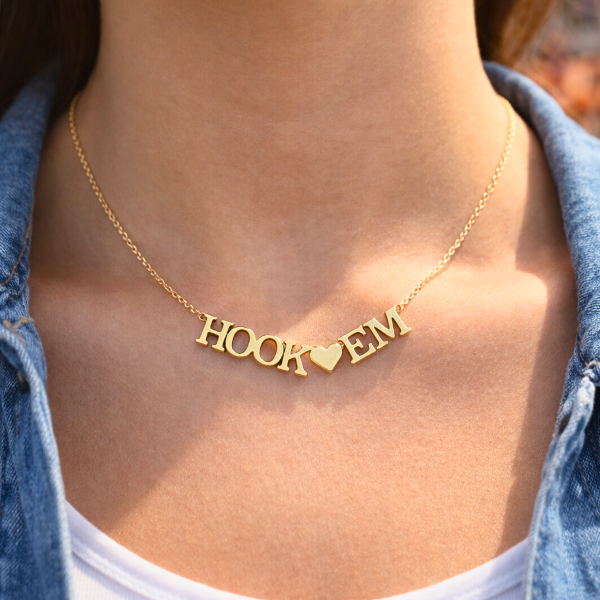 UT - Hook 'Em Gold Heart Necklace