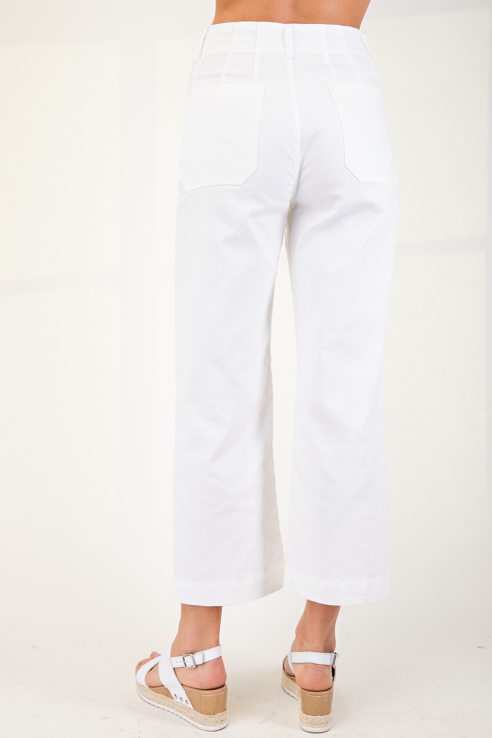 Off White Ankle Cropped Summer Pants