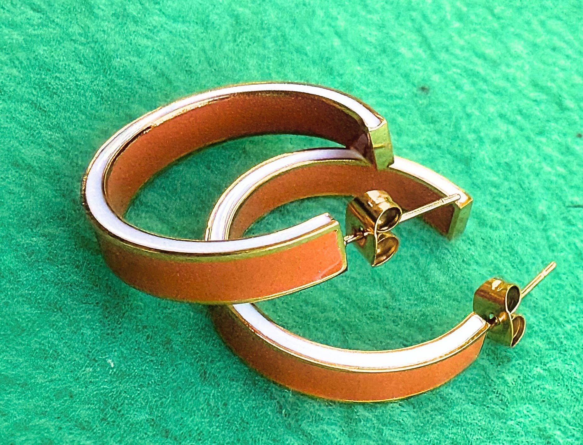 University of Texas 50/50 Enamel Hoops