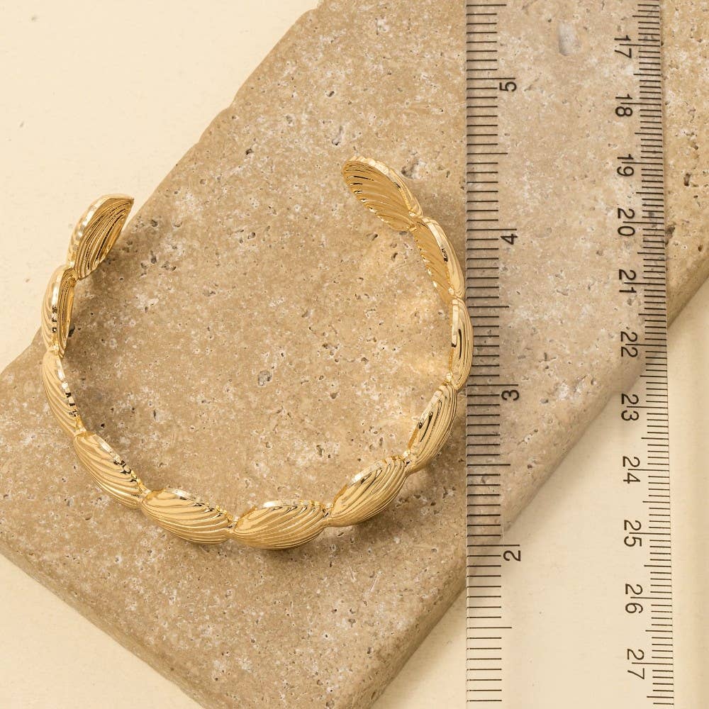 Metallic Sea Life Seashell Link Cuff Bracelet
