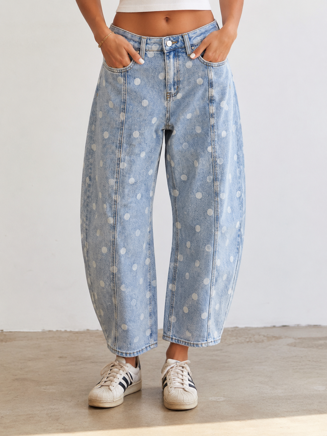 Med Wash Polka Dot Barrel Jeans