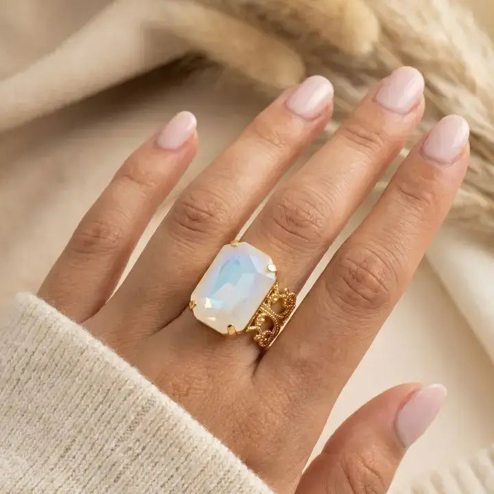 Sorrelli Brynn Cocktail Ring - Ultra White Aurora Borealis