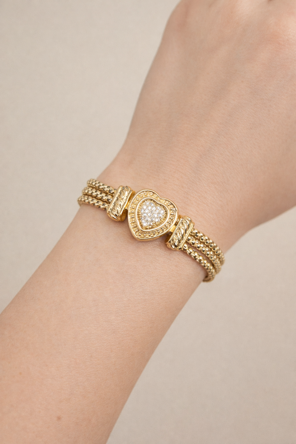 Gold Crystal Heart Magnetic Bracelet
