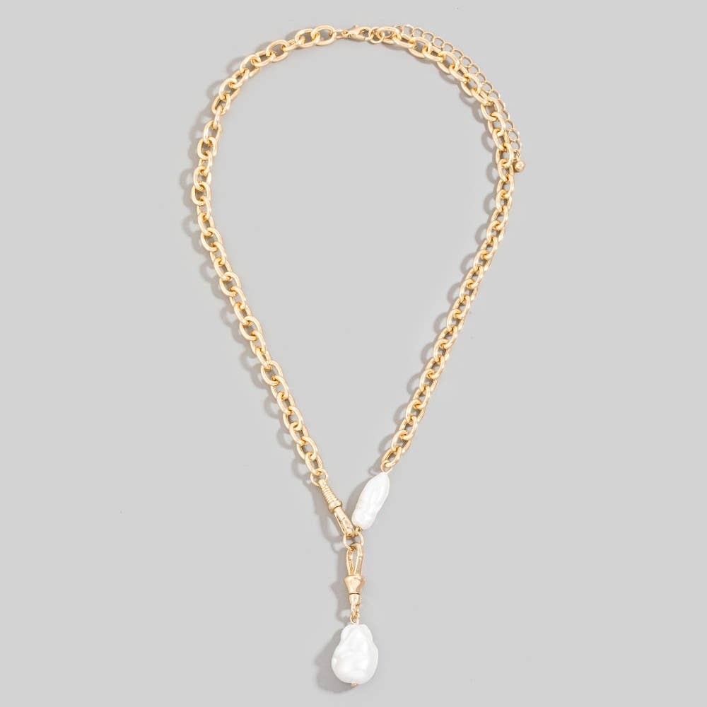Pearl Pendant Chain Necklace
