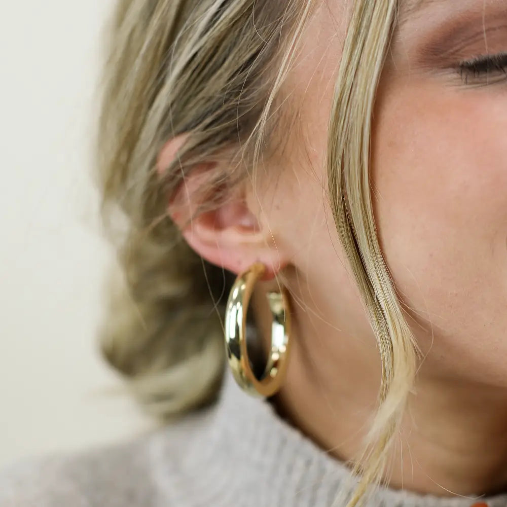 Natalie Wood Just Dance Hoop Earrings - Gold