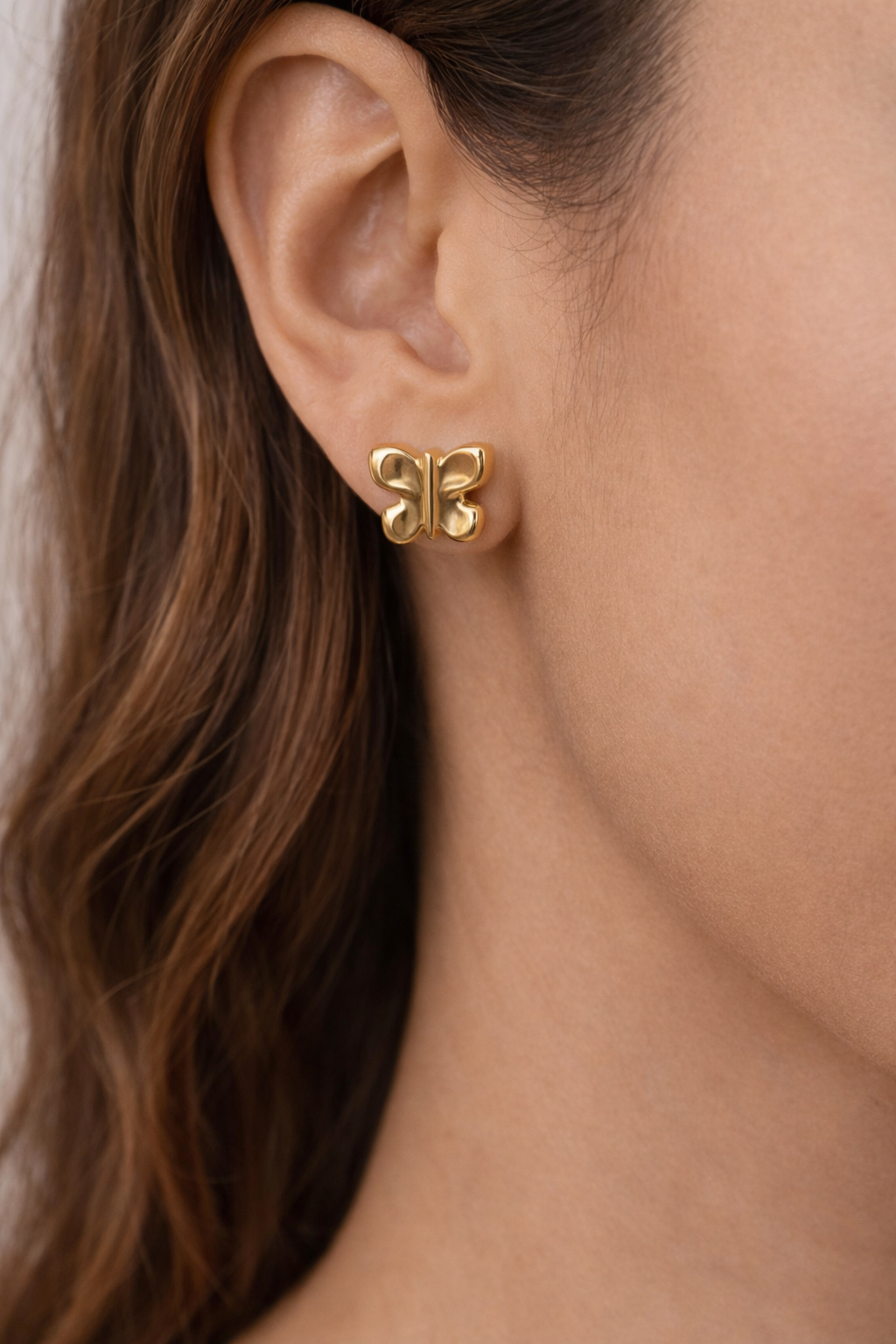 Uno de 50 Small Butterfly stud earrings-Gold