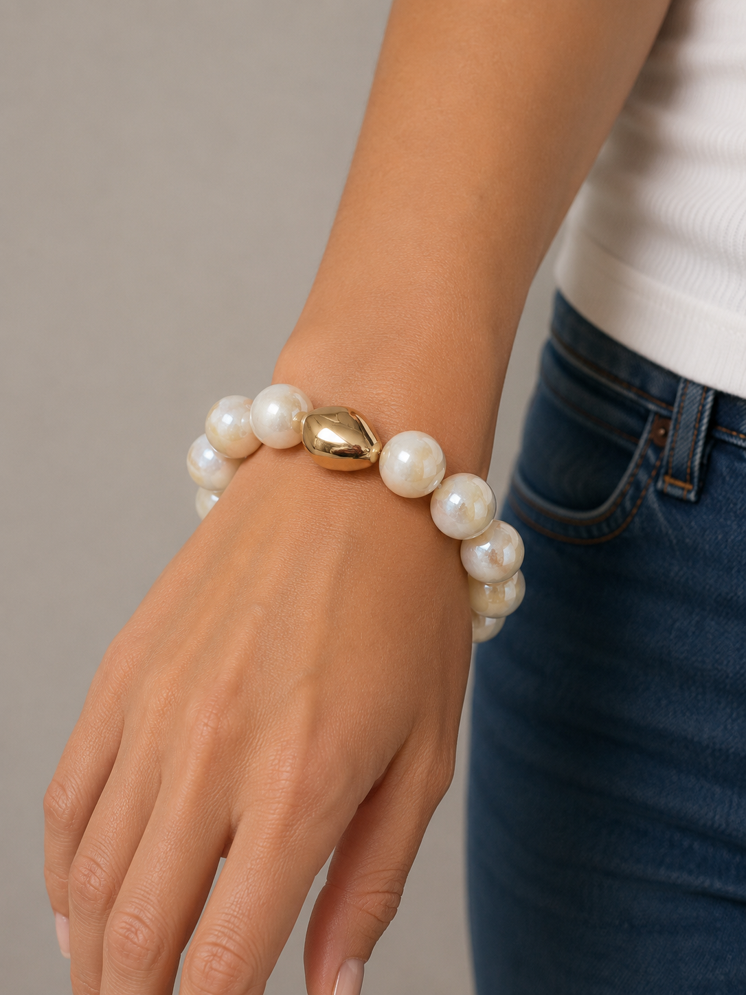 Resin & Gold Round Beaded Bracelet