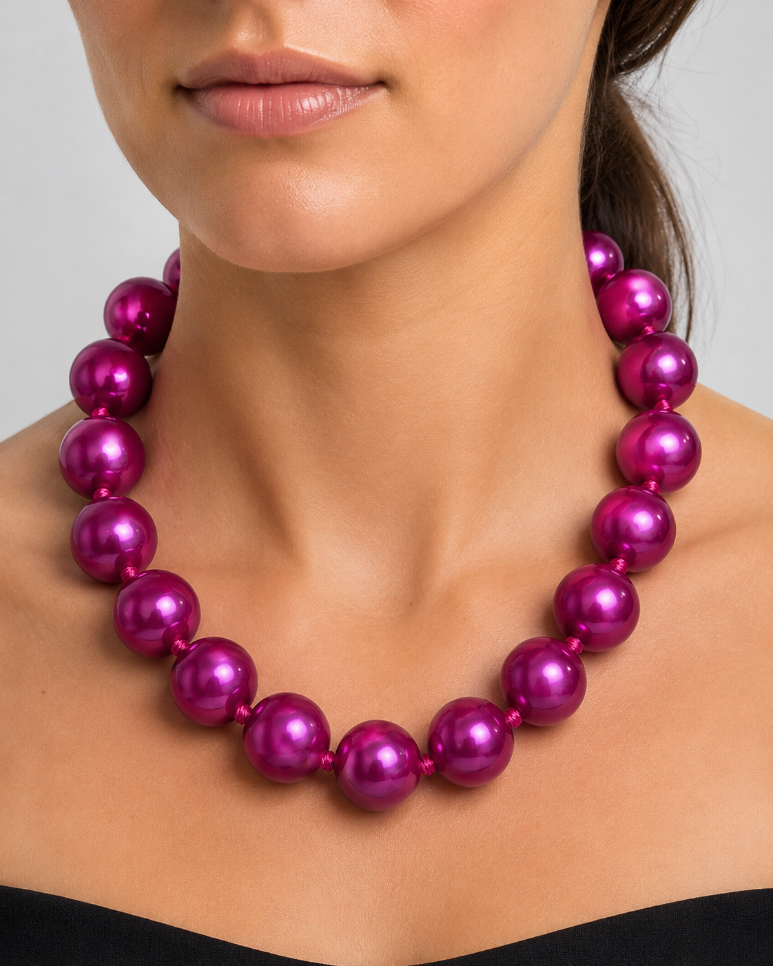 Large Pearlized Beaded Necklace