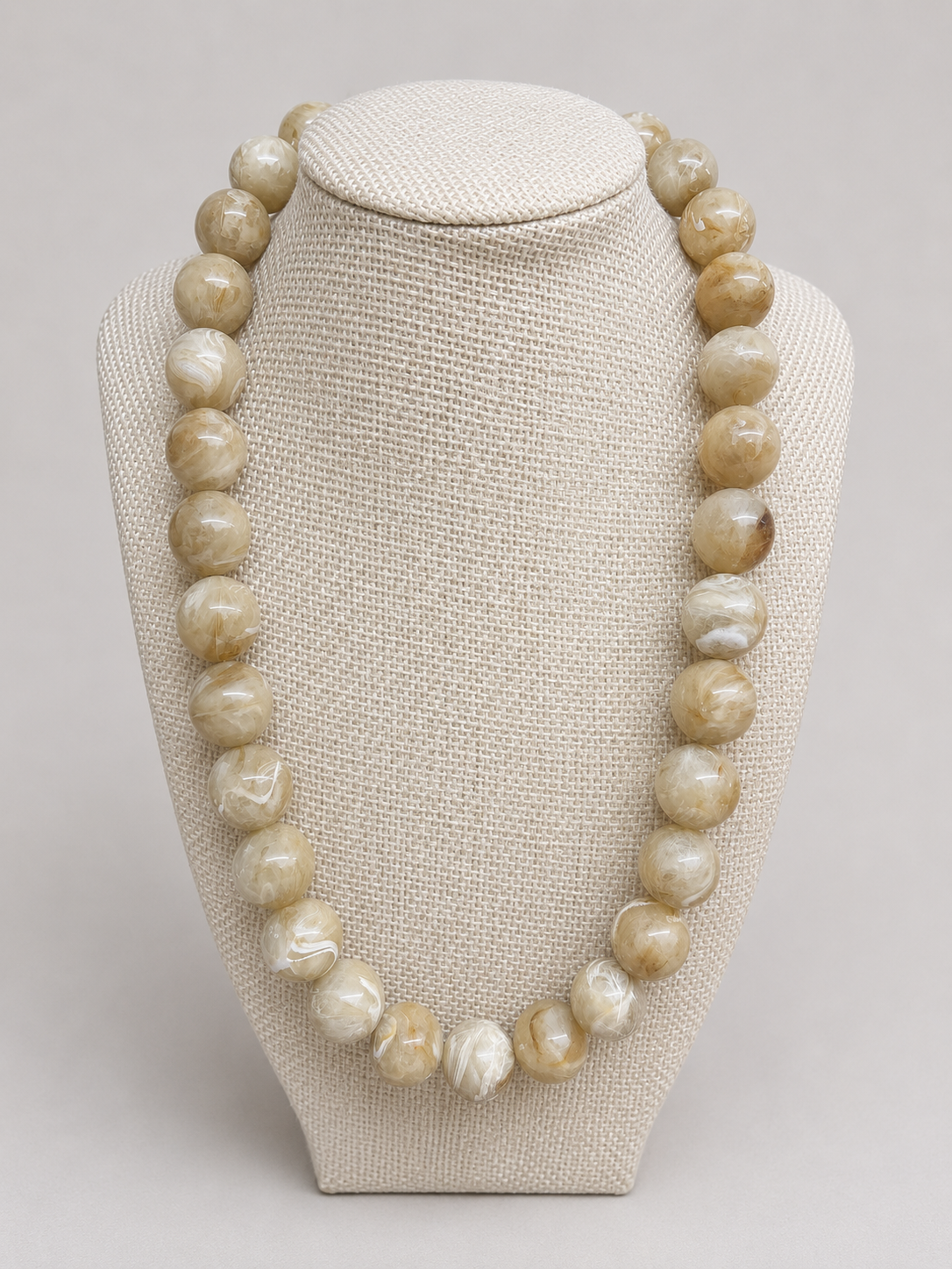 Small Acrylic Beaded Necklace