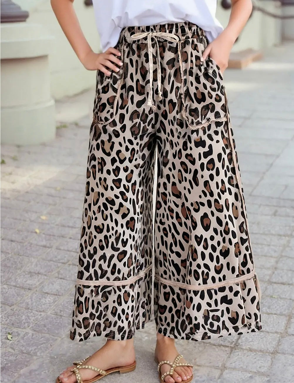 Leopard Wide Leg Cropped Pants