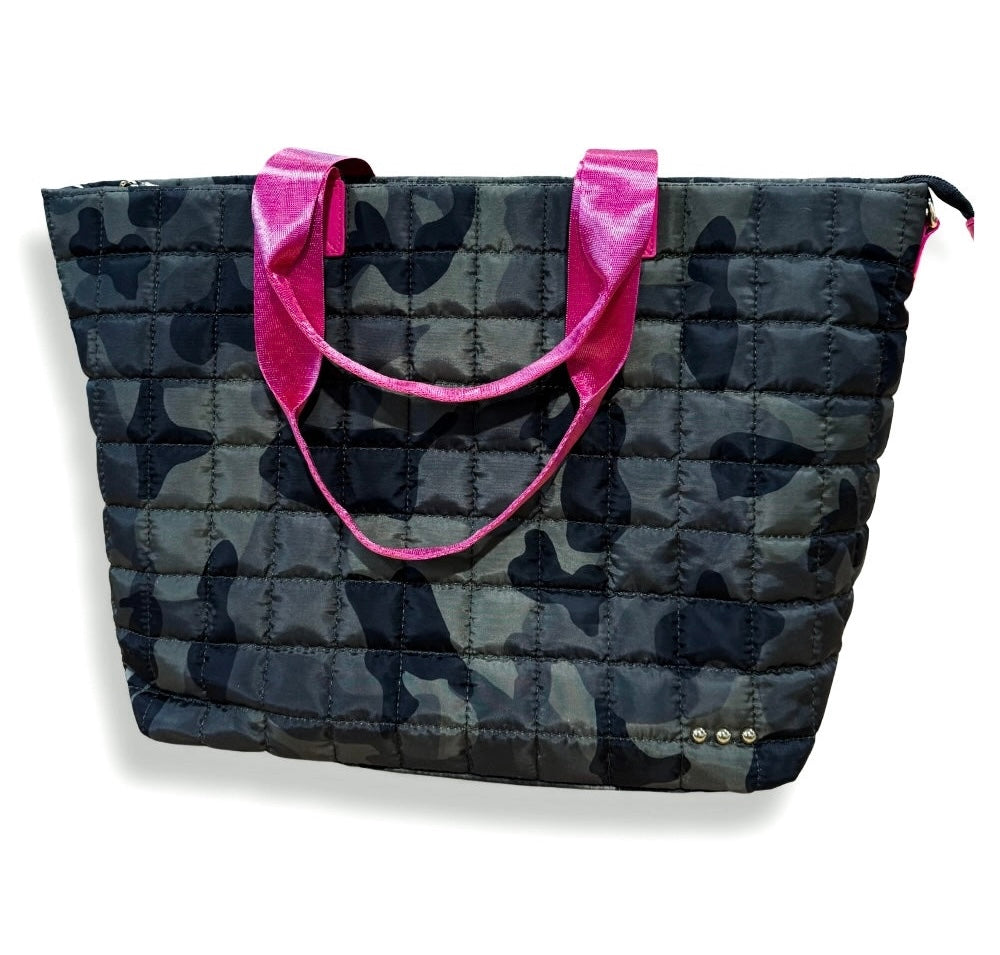 Day Dreamer Camo Quilted Tote