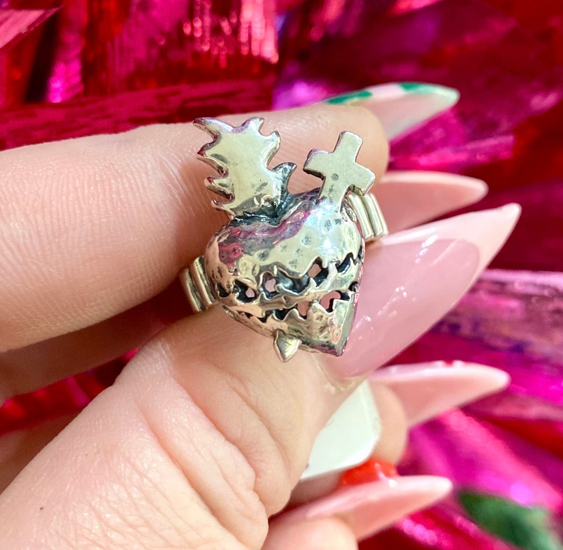 Dian Malouf Sacred Heart Small Band RS7596