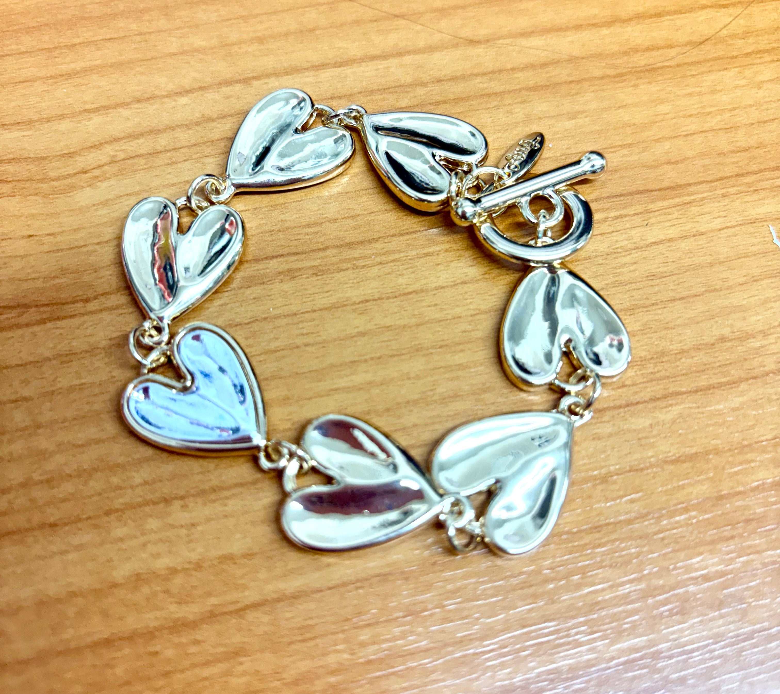 Dual Tone Heart Toggle Bracelet