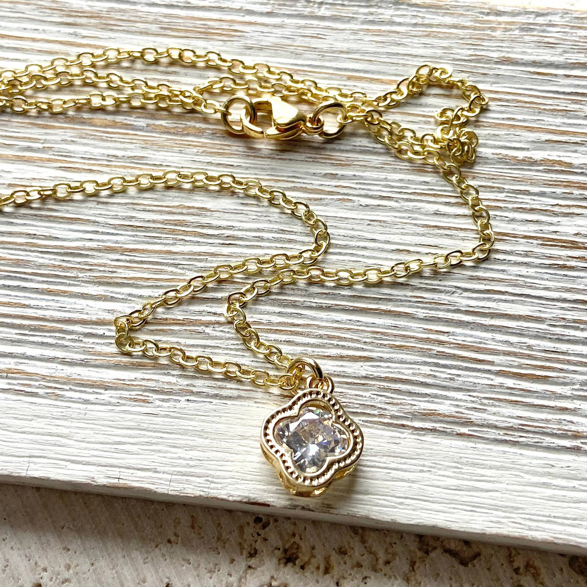 Clover Crystal Sparkle Necklace