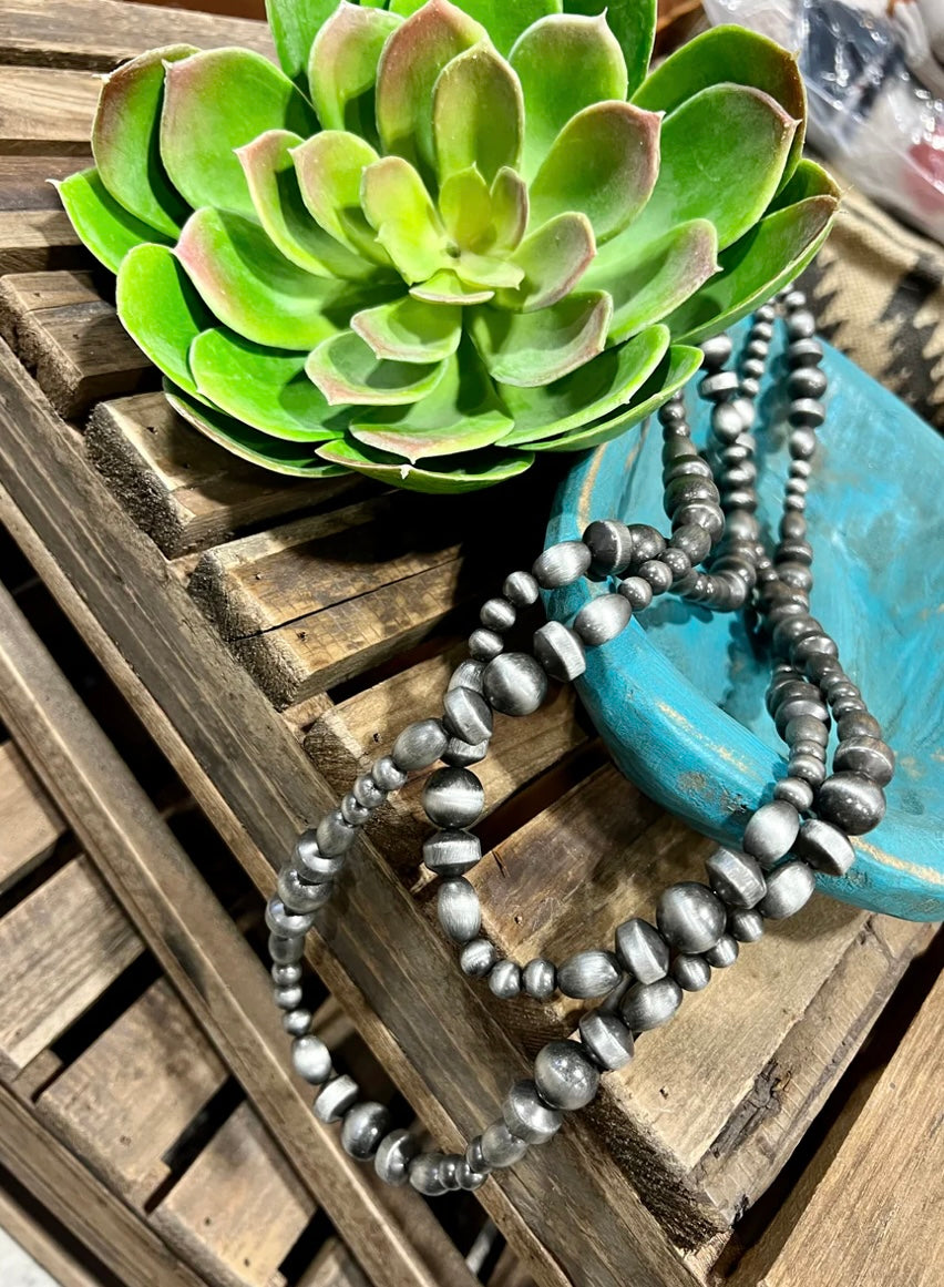 Amarillo Long Necklace