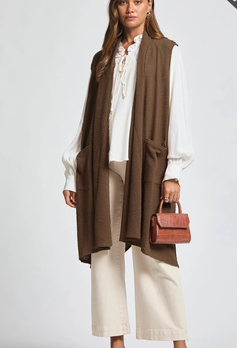 Mocha Travel Bungalow Cardigan