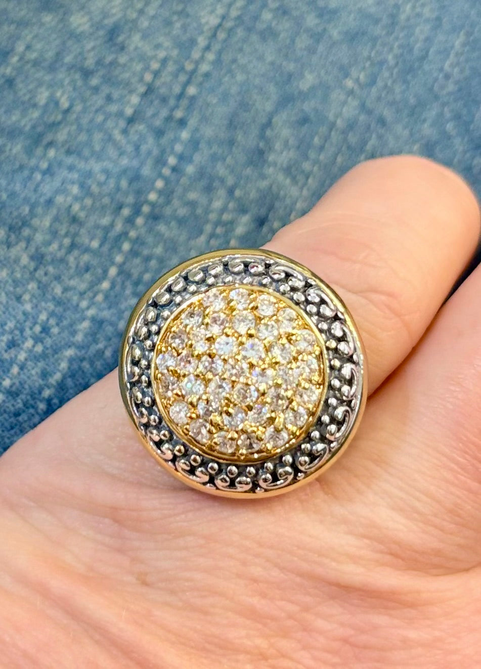 Dual Tone Dome Filigree Ring