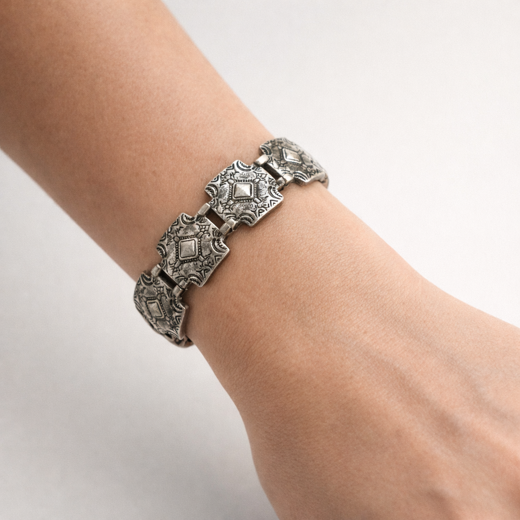 Various Medium Silver & Turquoise Stretch Bracelets