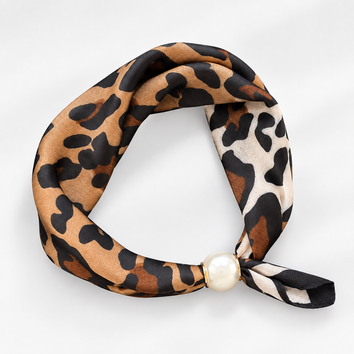 Pearl Bead Short Magnetic Scarf