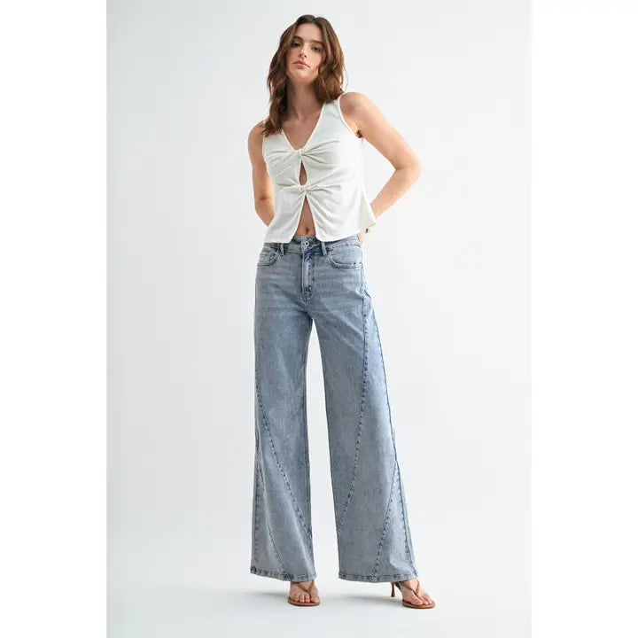 High-Rise Wide Leg Flattering Seam Detail