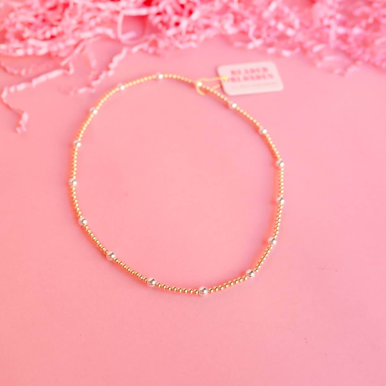 Olive Necklace in Gold with Silver