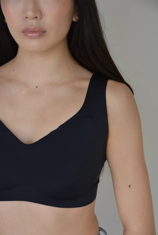 The Only Bra - V-Neck Lift Bra