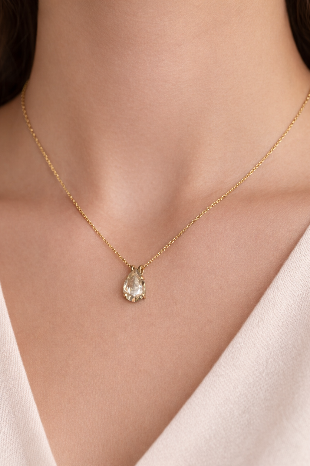 Tova Lumi Necklace - Golden Shadow