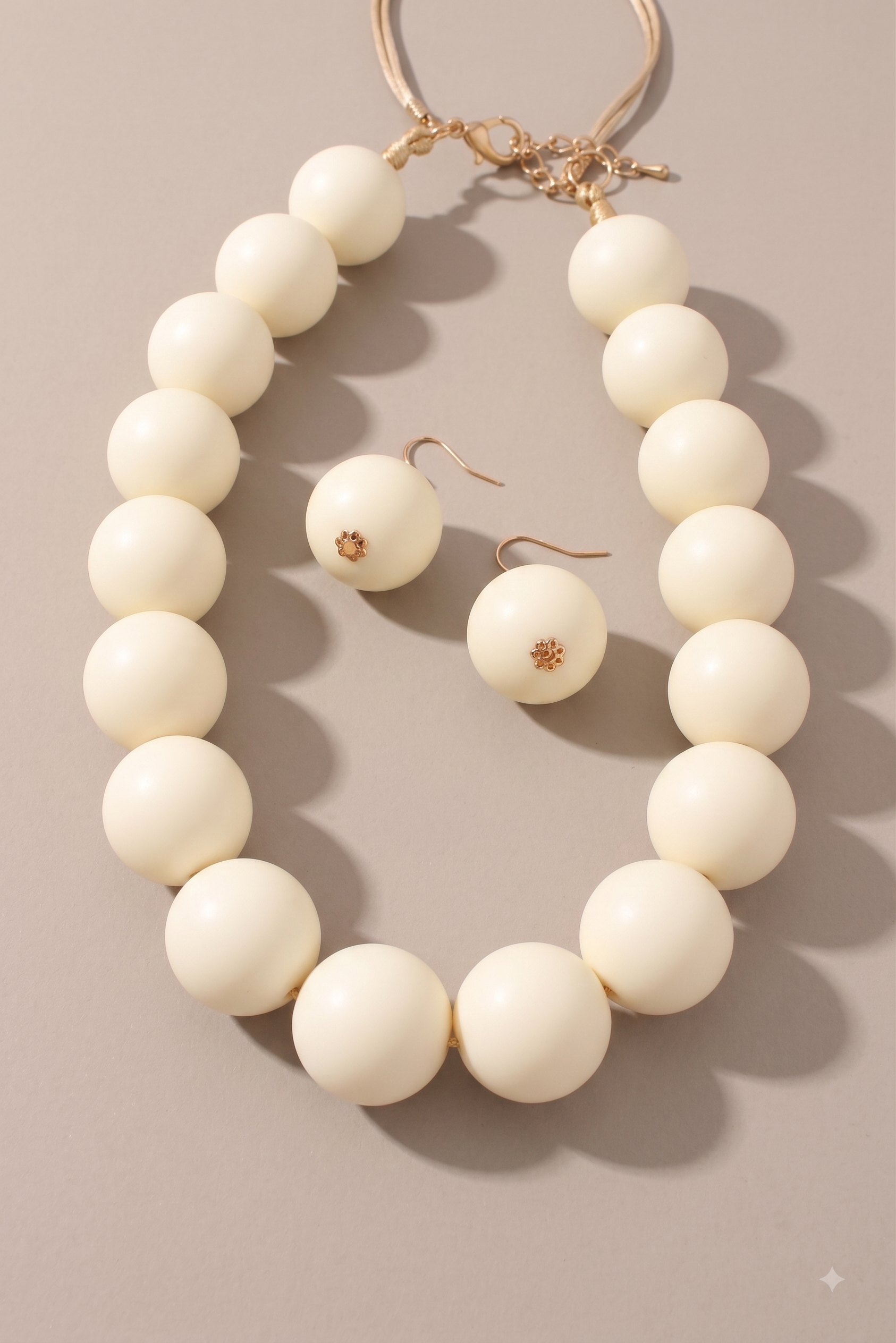 Bold Chunky Bead Choker Necklace