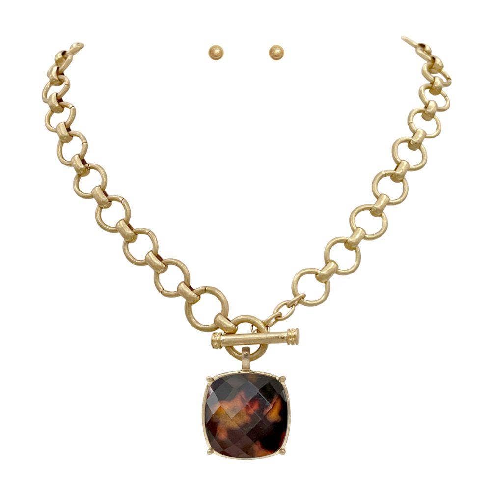 Tortoise Circle Link Toggle Necklace