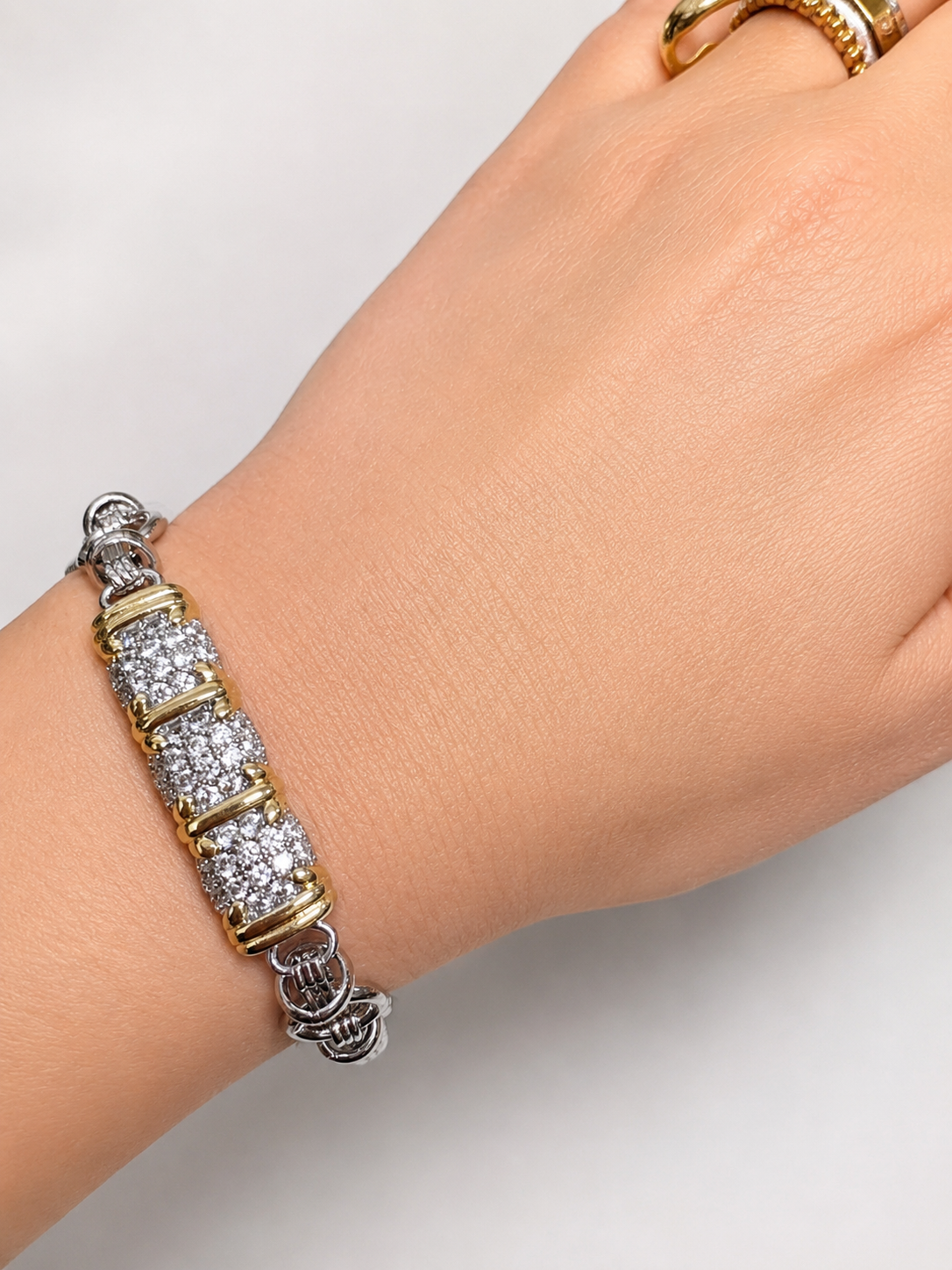 Two Tone Pave Circle Chain Bracelet