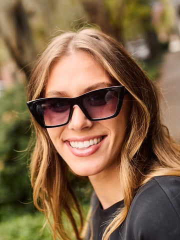 Hannah - Black Sunglasses