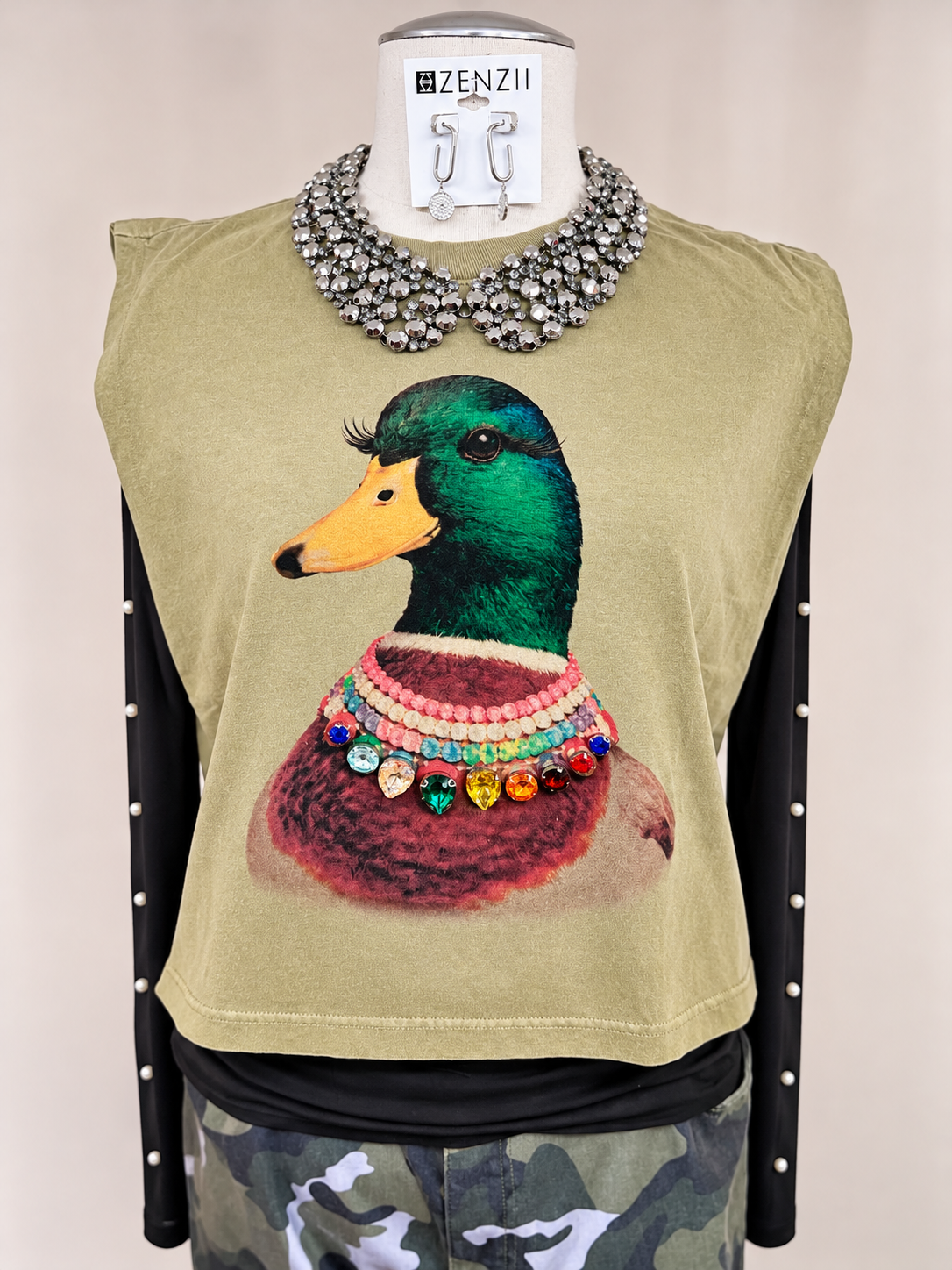 Jeweled Collar Mallard Duck Tee