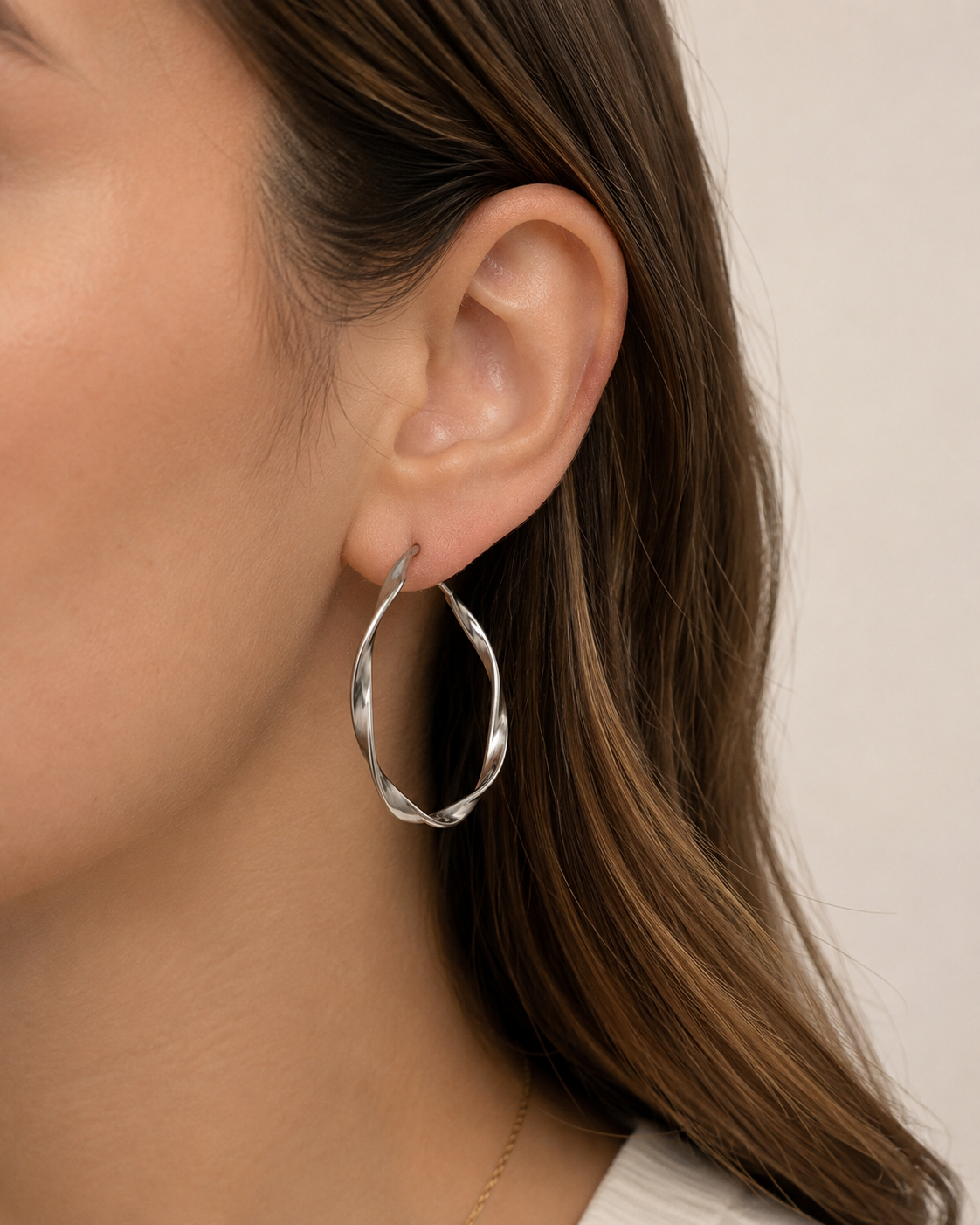 Large Twisted Hoops