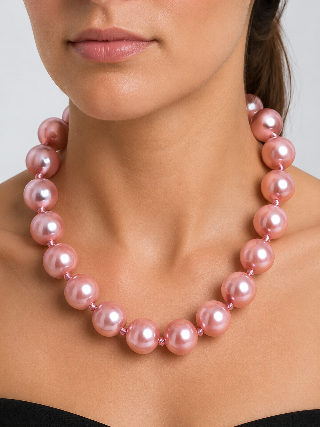 Large Pearlized Beaded Necklace