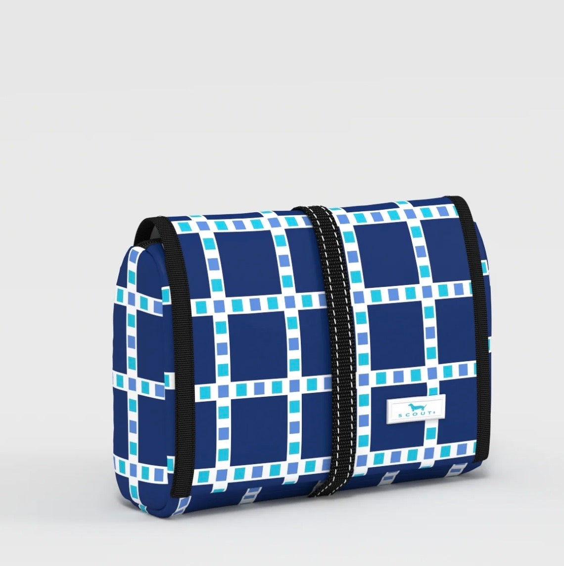 Scout Beauty Burrito Hanging Toiletry Bag