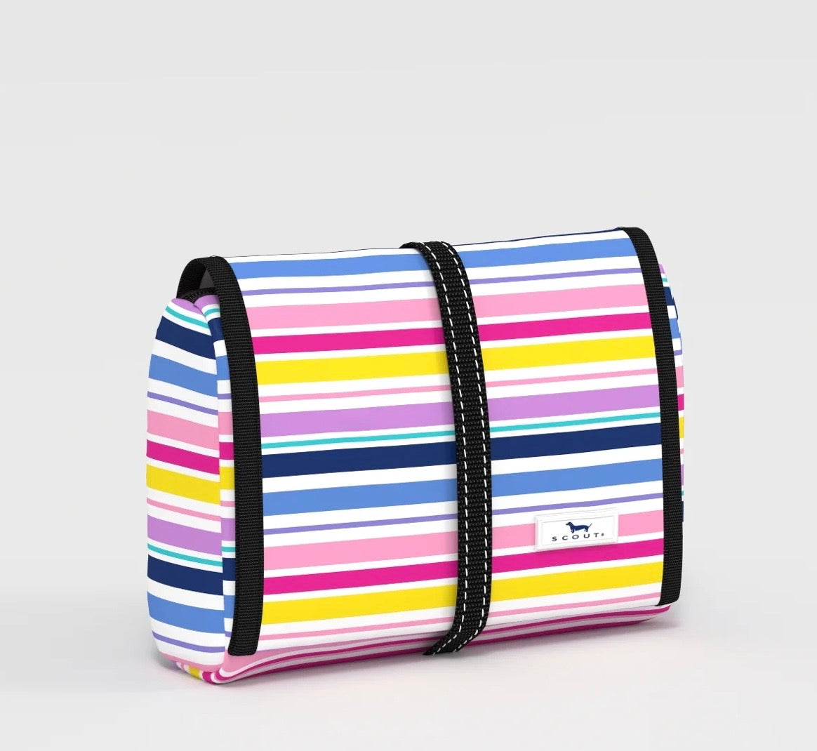 Scout Beauty Burrito Hanging Toiletry Bag