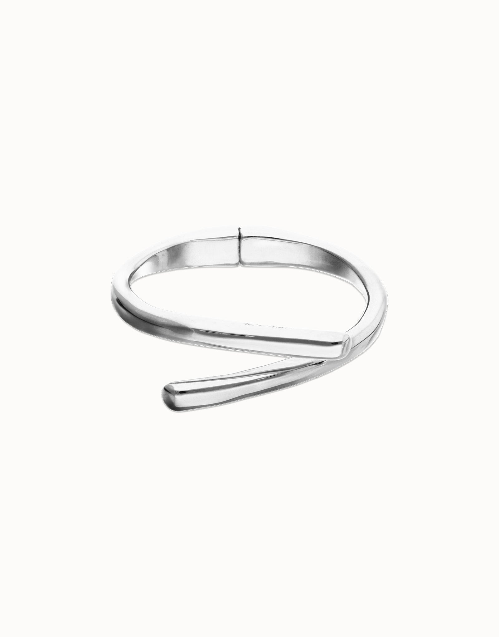 Uno de 50 Bangle Bracelet With Intertwined Organic Shapes Silver