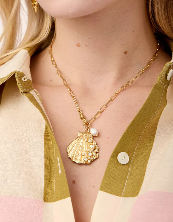 Spartina Scallop Shell Necklace 18" White Opal
