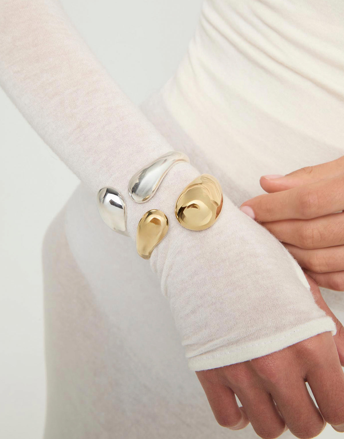 Uno de 50 Bracelet Medula Corium