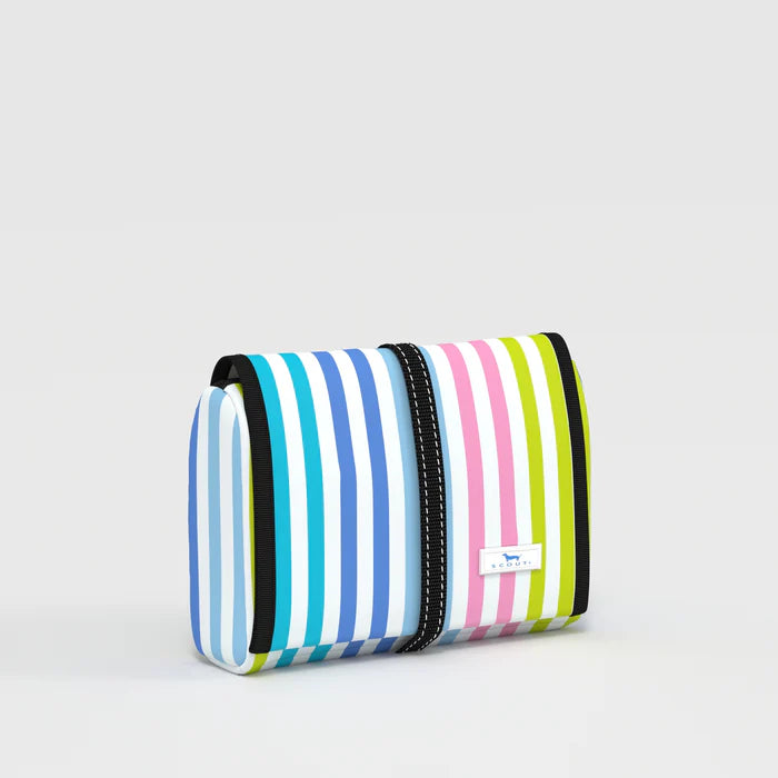 Scout Beauty Burrito Hanging Toiletry Bag