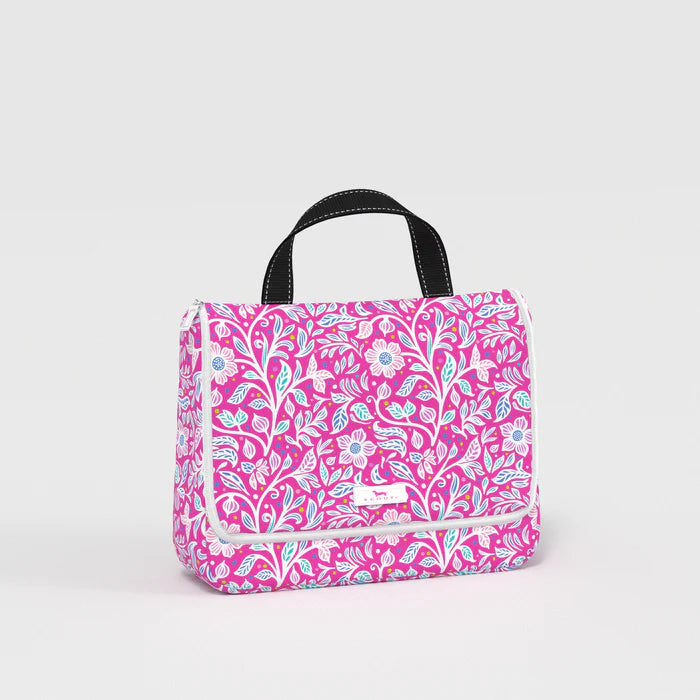 Scout Beauty Gordito Hanging Toiletry Bag