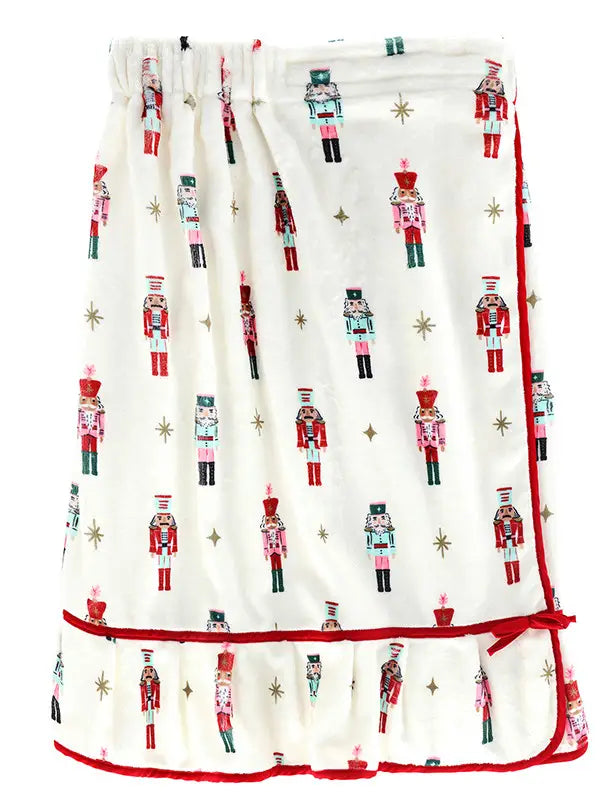 Plush Spa Wrap - Ivory + Nutcrackers