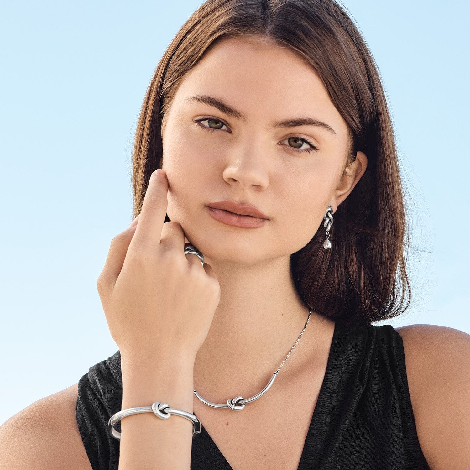 Brighton Interlok Single Knot Hinged Bangle - Silver