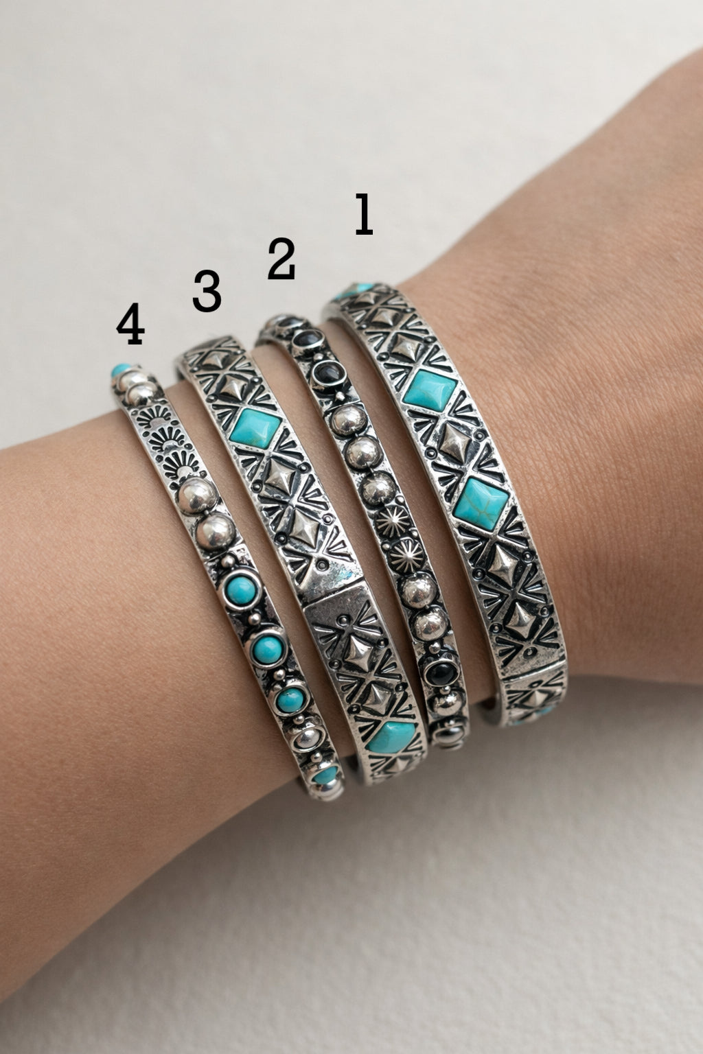 Silver Tone Turquoise Stone Stretch Bracelet