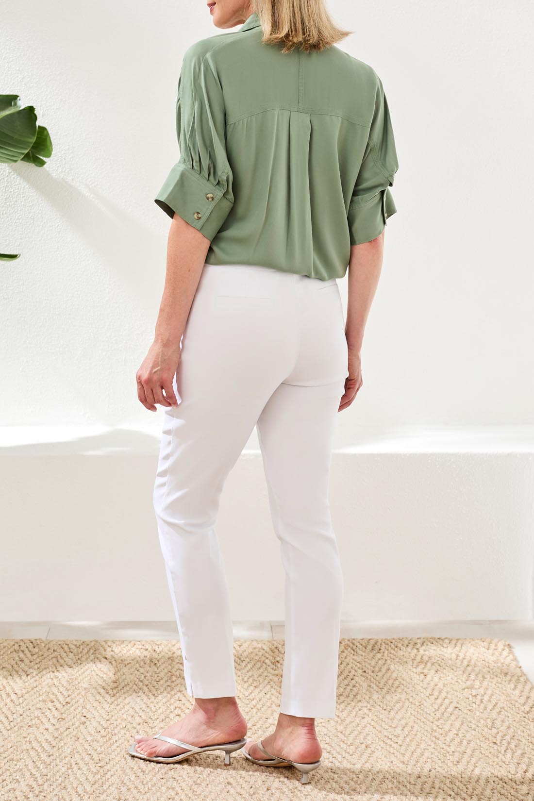 Flatten It Pull On Ankle Pant - White